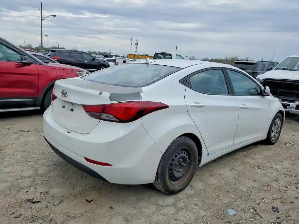 5NPDH4AE9GH748562 2016 HYUNDAI ELANTRA-2