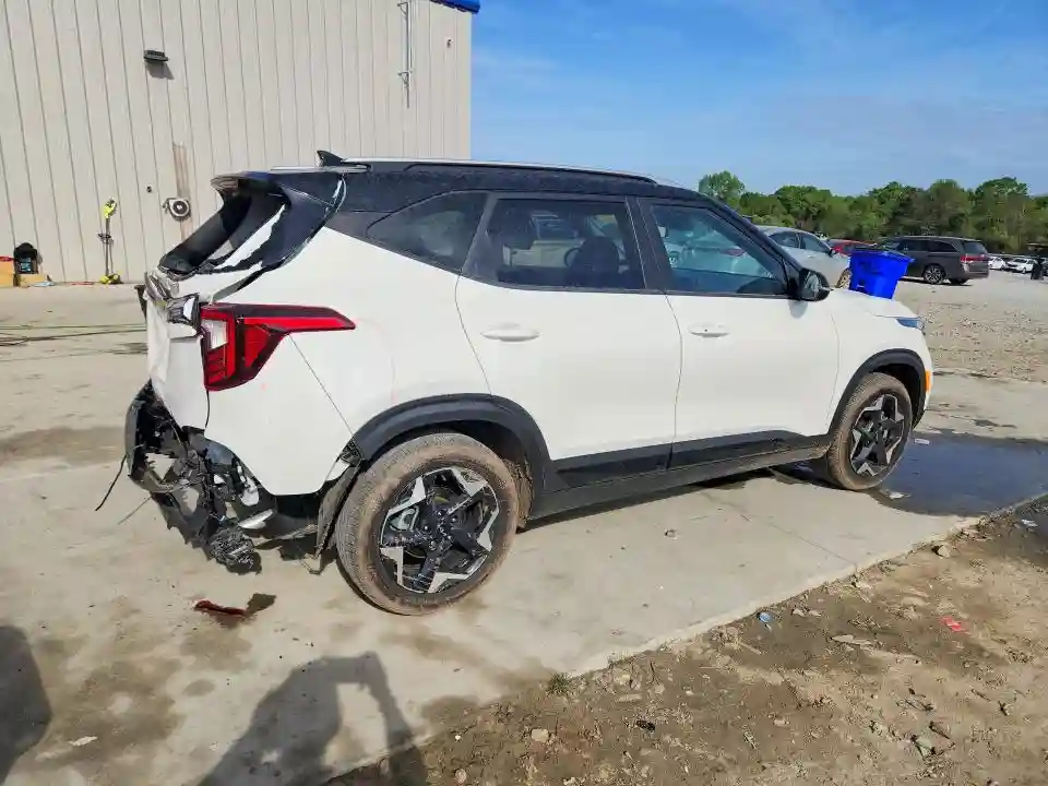 KNDEU2AA4S7763324 2025 KIA SELTOS-2