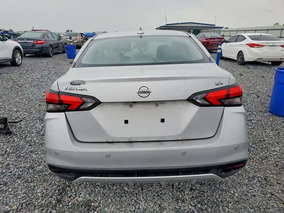 3N1CN8EV5ML821818 2021 NISSAN VERSA-5