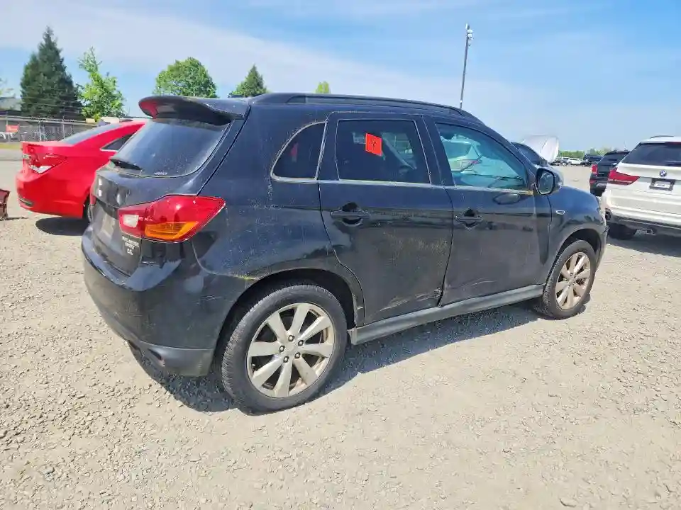 4A4AR4AW7FE033179 2015 MITSUBISHI OUTLANDER-2