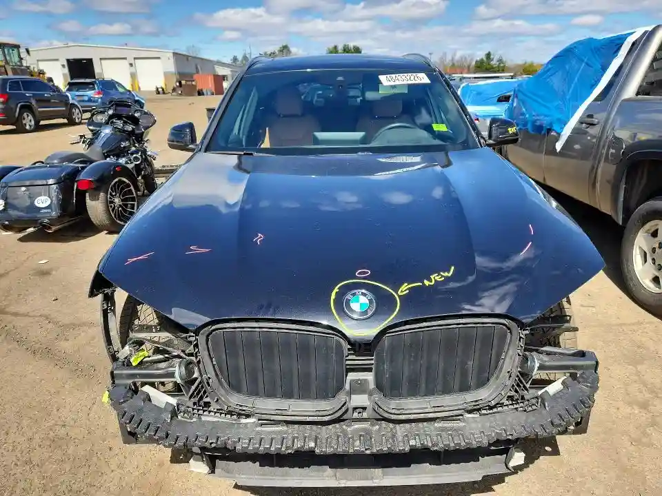 5UX53DP05R9U29460 2024 BMW X3-4