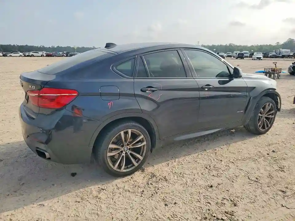 5UXKU6C57G0R33829 2016 BMW X6-2