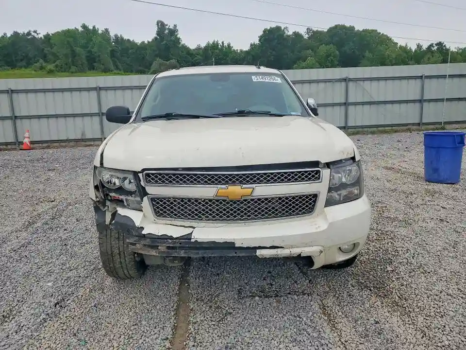 1GNSCKE05DR311033 2013 CHEVROLET SUBURBAN-4