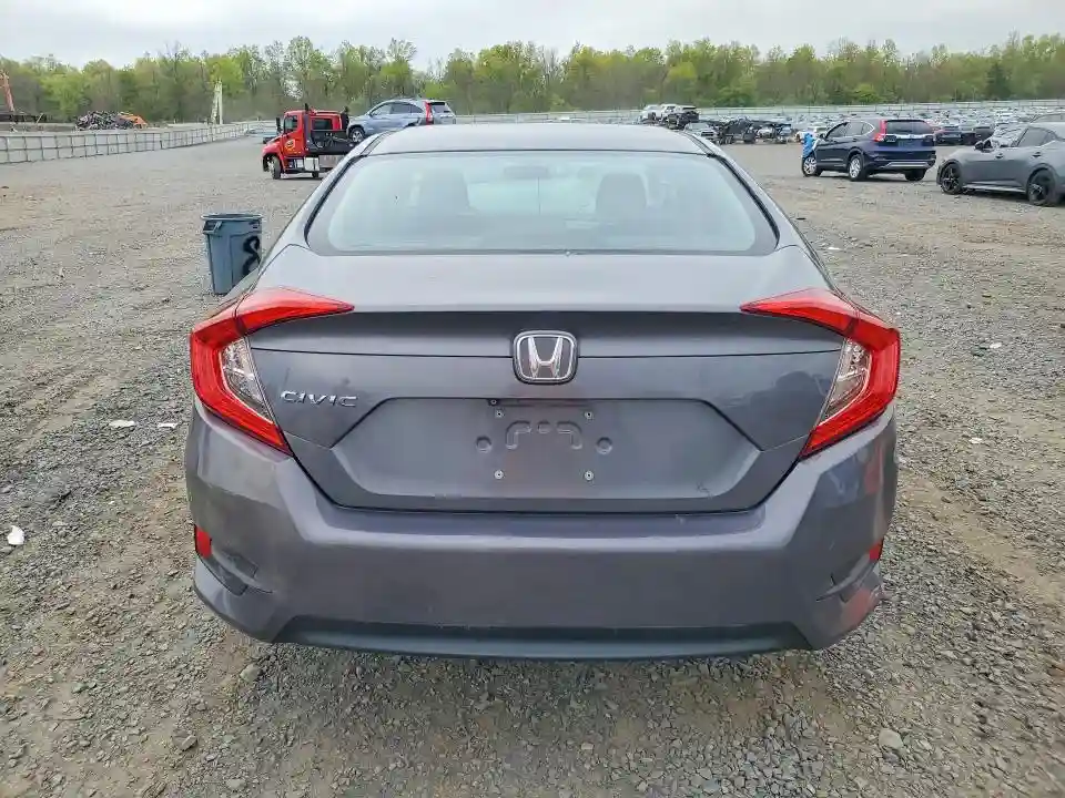 2HGFC2F52JH584626 2018 HONDA CIVIC-5