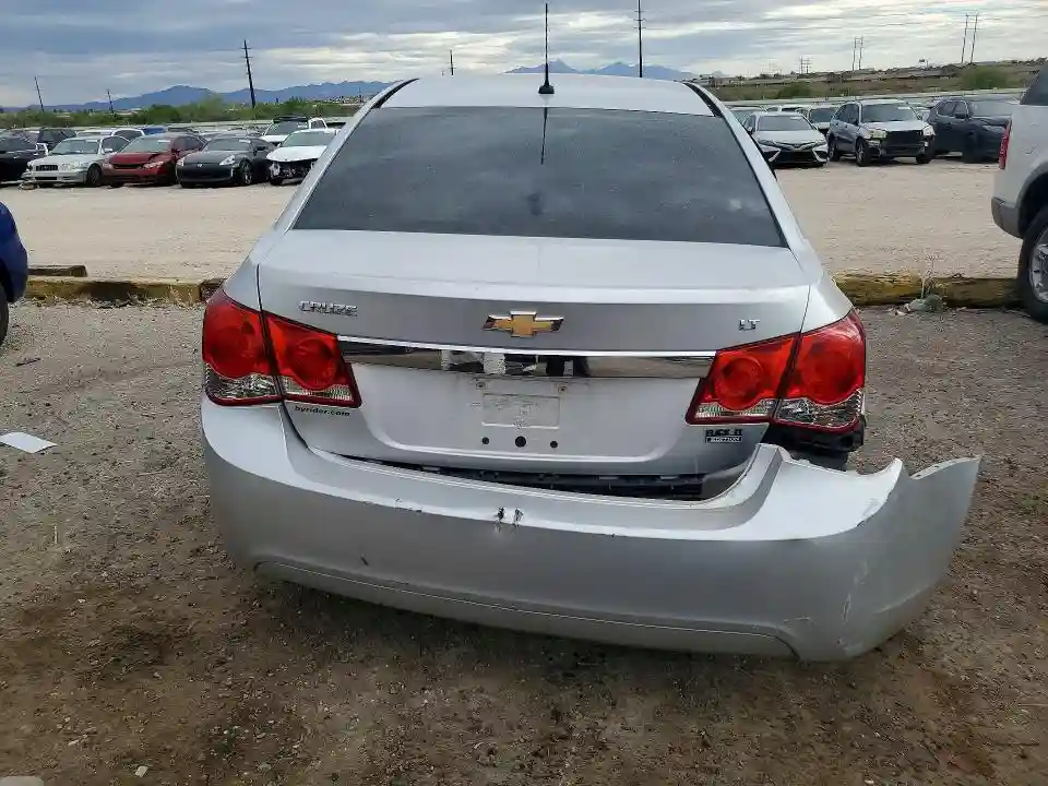 1G1PK5SBXE7384011 2014 CHEVROLET CRUZE-5