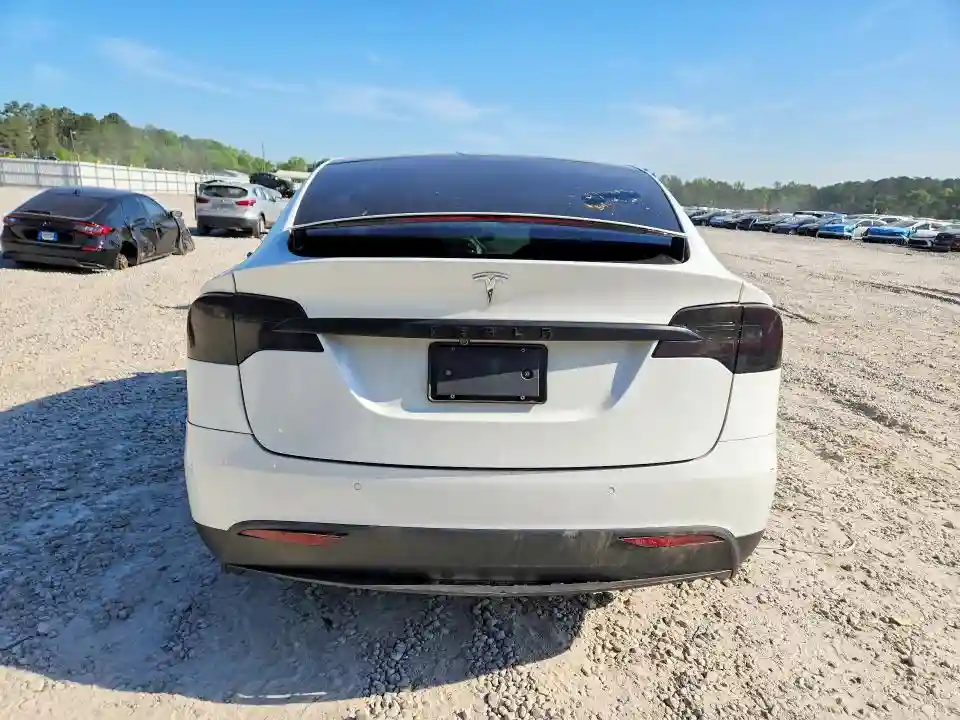 5YJXCBE25HF070151 2017 TESLA MODEL X-5
