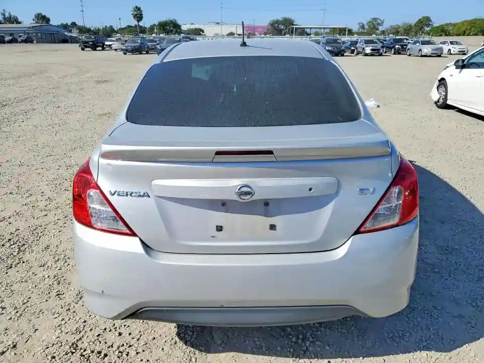 3N1CN7AP2HK424290 2017 NISSAN VERSA-5