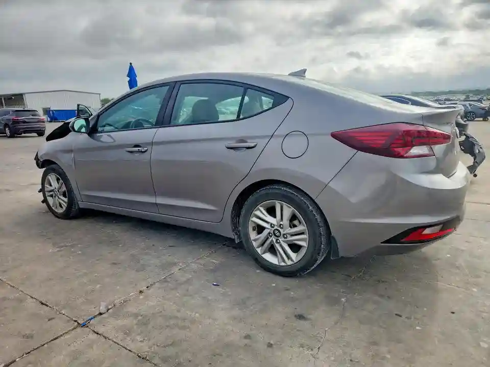 KMHD84LF0LU073704 2020 HYUNDAI ELANTRA-1