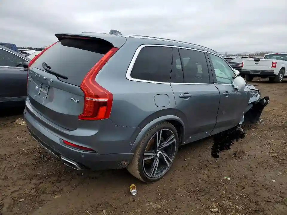 YV4A22PM0K1432939 2019 VOLVO XC90-2