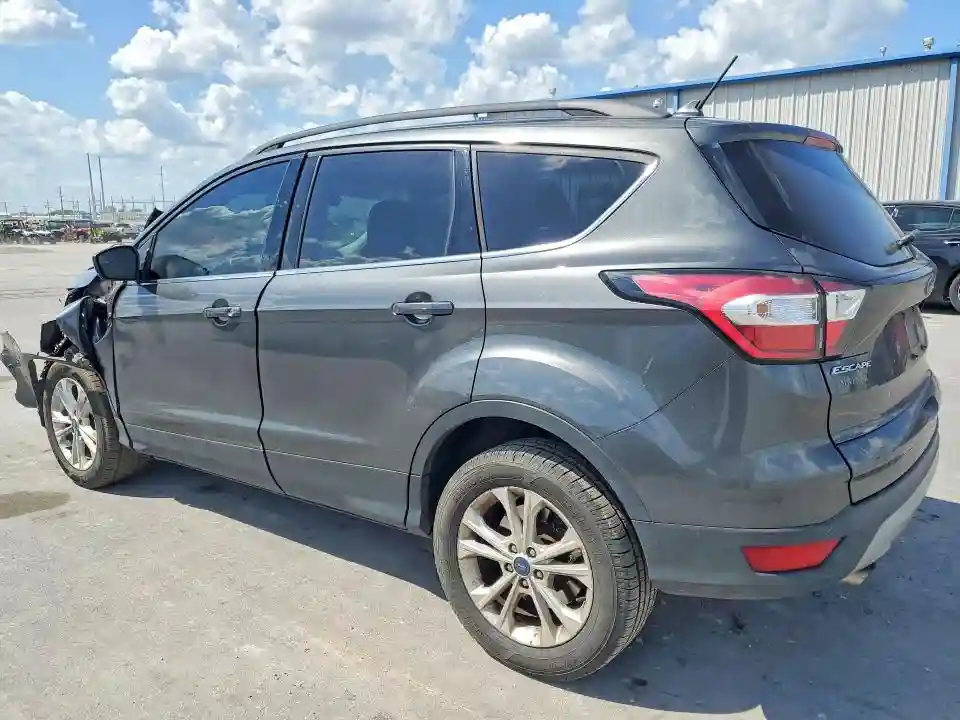 1FMCU0HD3JUB16713 2018 FORD ESCAPE-1