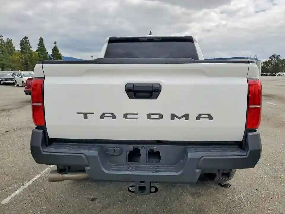 3TYKD5HN6ST019389 2025 TOYOTA TACOMA-5