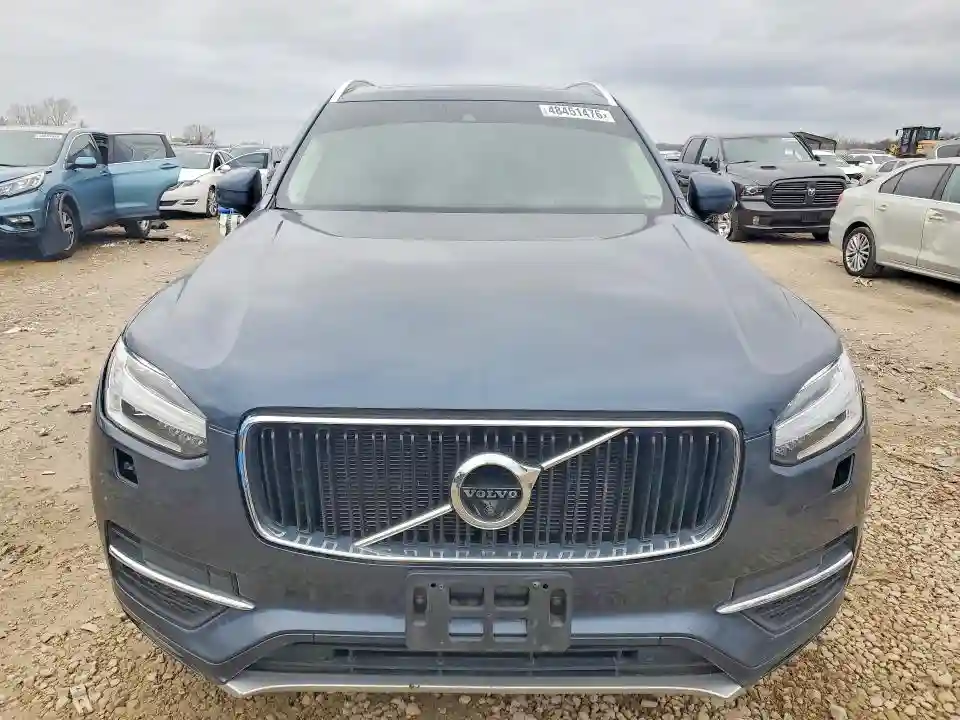 YV4A22PLXK1442899 2019 VOLVO XC90-4