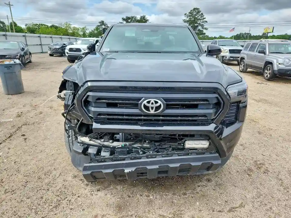 3TMKB5FN2SM026702 2025 TOYOTA TACOMA-4