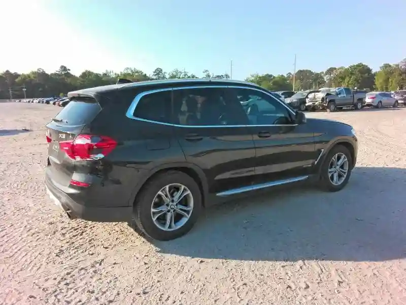5UXTR9C56JLD65282 2018 BMW X3-2