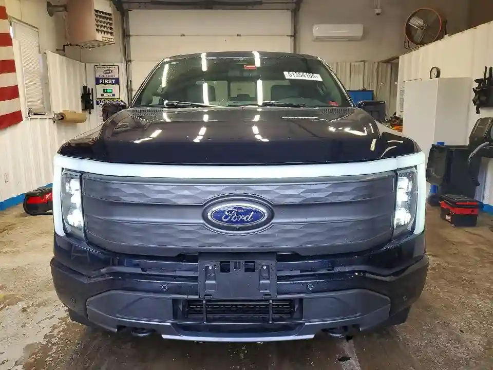 1FTVW1EV1PWG29160 2023 FORD F150-4