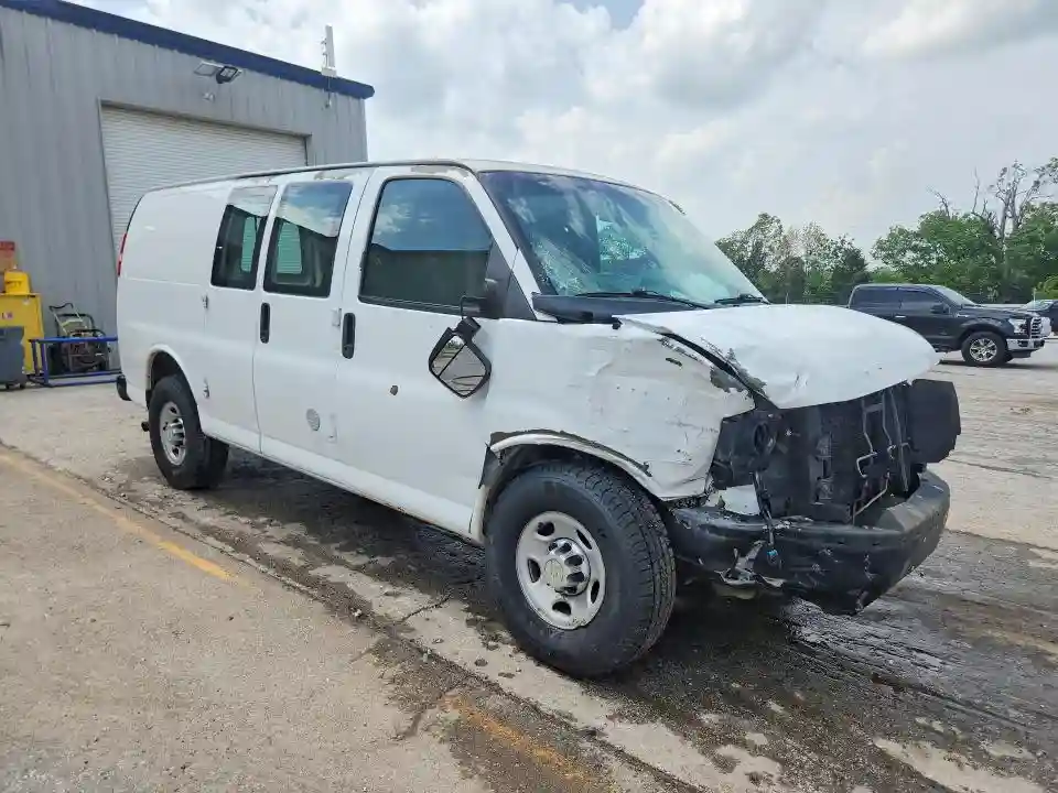 1GCWGFCG3B1128733 2011 CHEVROLET EXPRESS-3