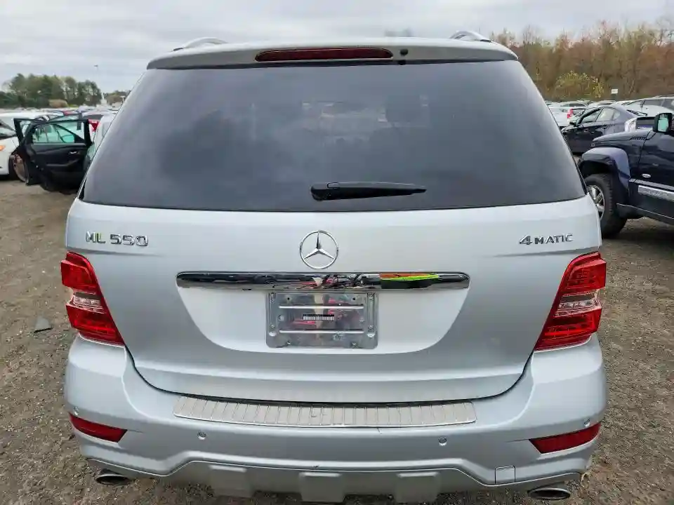 4JGBB7CB7AA587779 2010 MERCEDES-BENZ M-CLASS-5