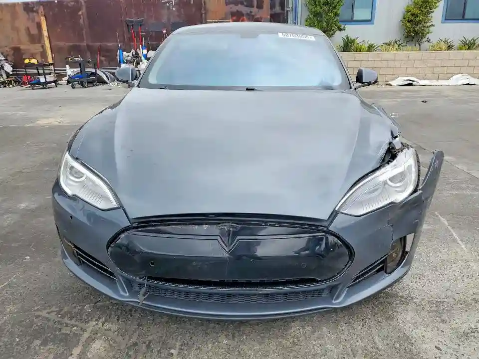 5YJSA1H16EFP38287 2014 TESLA MODEL S-4