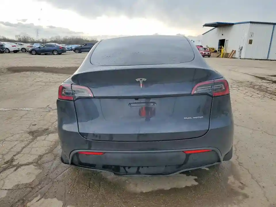 7SAYGDEE5SF256460 2025 TESLA MODEL Y-5