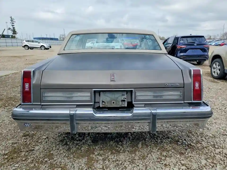 1G3AH69Y3EM760125 1984 OLDSMOBILE 98-5