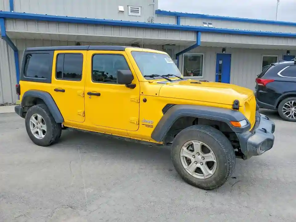 1C4HJXDN4JW318975 2018 JEEP WRANGLER-3