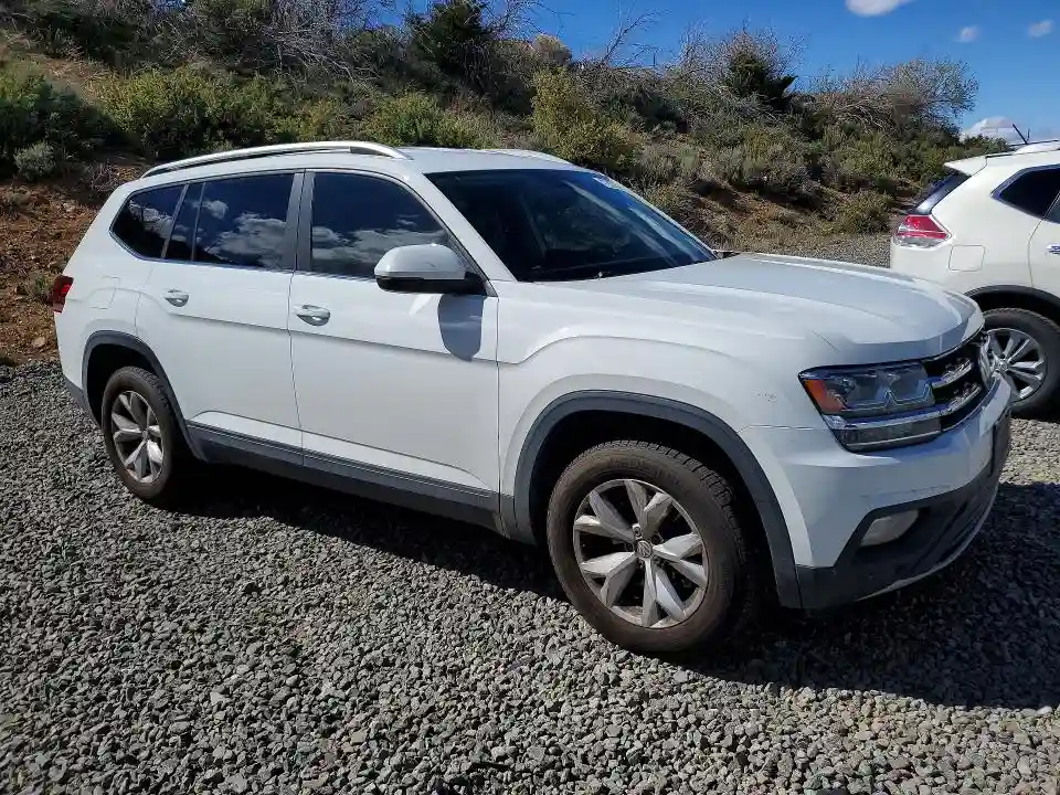 1V2DR2CA6JC520211 2018 VOLKSWAGEN ATLAS-3