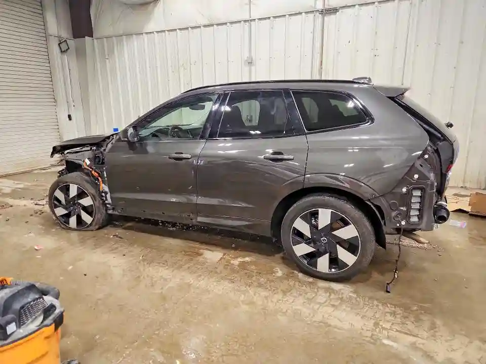 YV4H60DM1R1723956 2024 VOLVO XC60 ULTIM-1