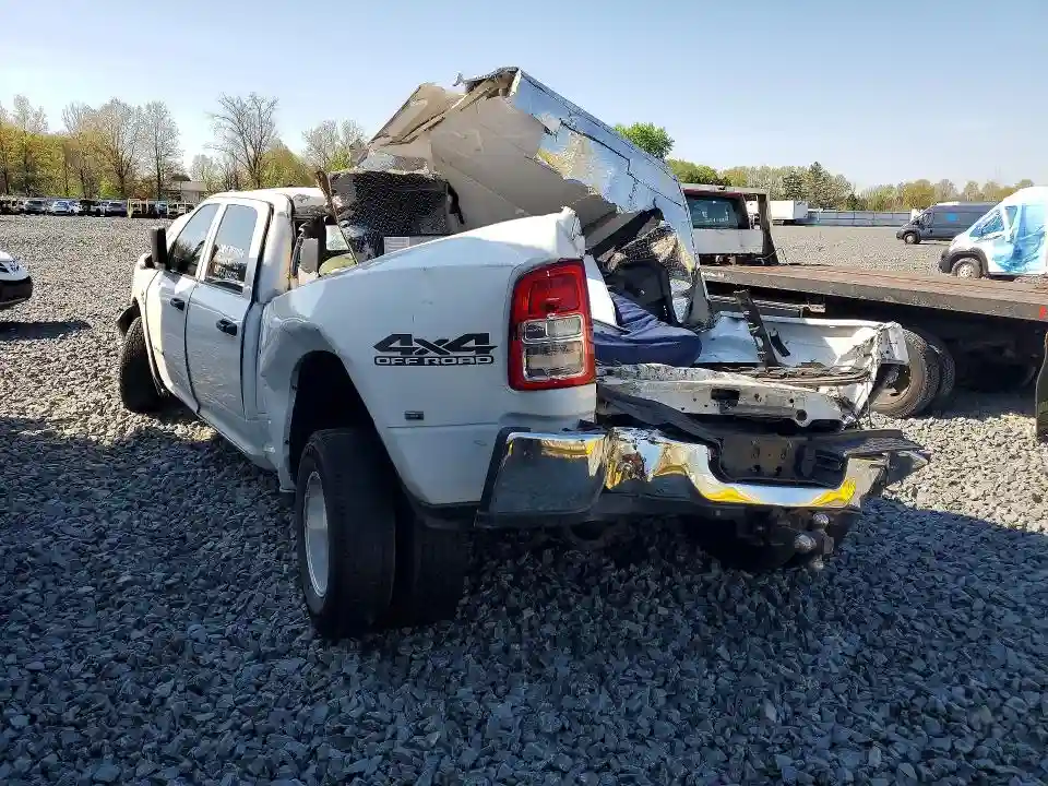 3C63RRGL0NG113724 2022 RAM 3500-1