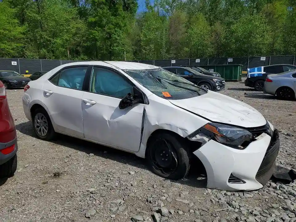 2T1BURHEXKC232809 2019 TOYOTA COROLLA-3