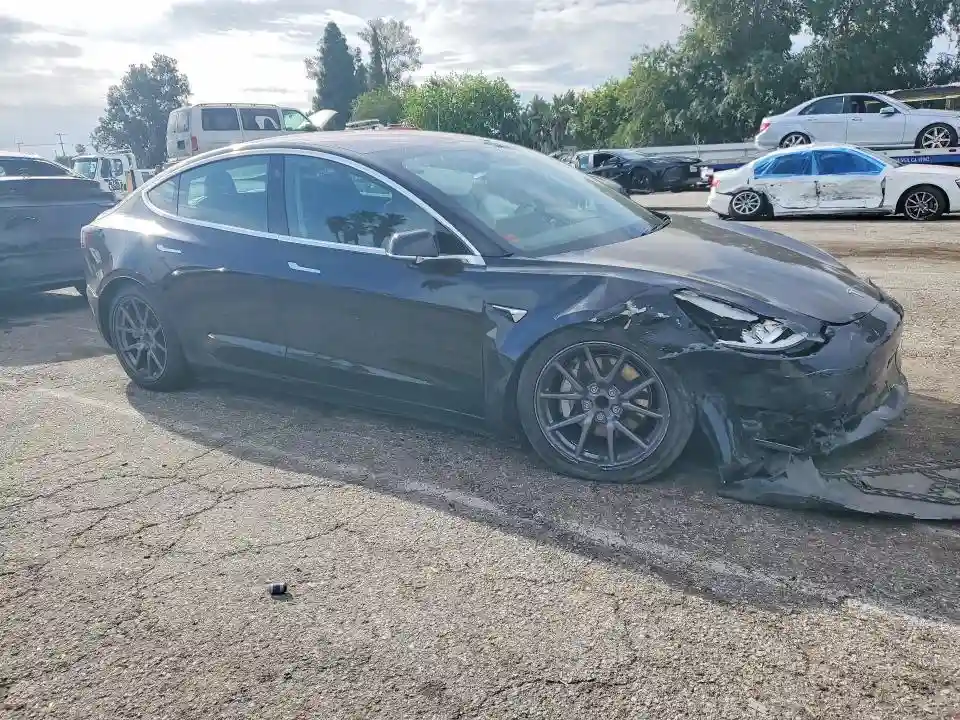 5YJ3E1EA0KF325175 2019 TESLA MODEL 3-3