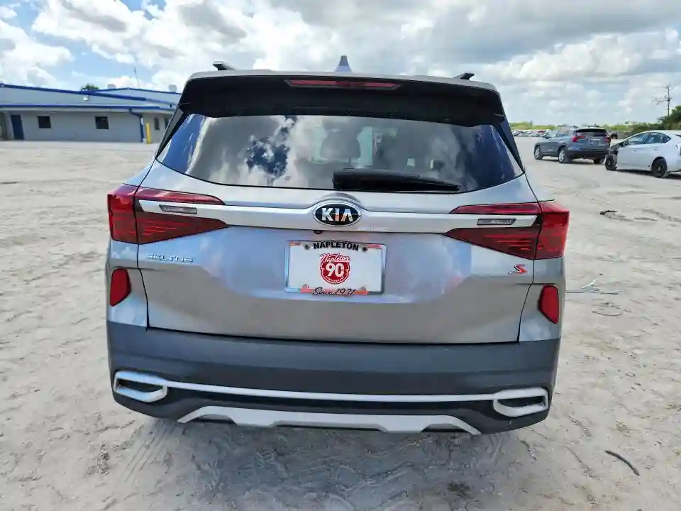 KNDEU2AA0M7148093 2021 KIA SELTOS-5