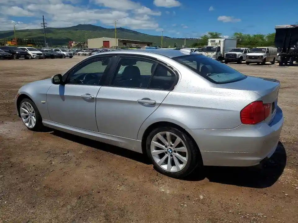 WBAPH7C51BE852223 2011 BMW 3 SERIES-1