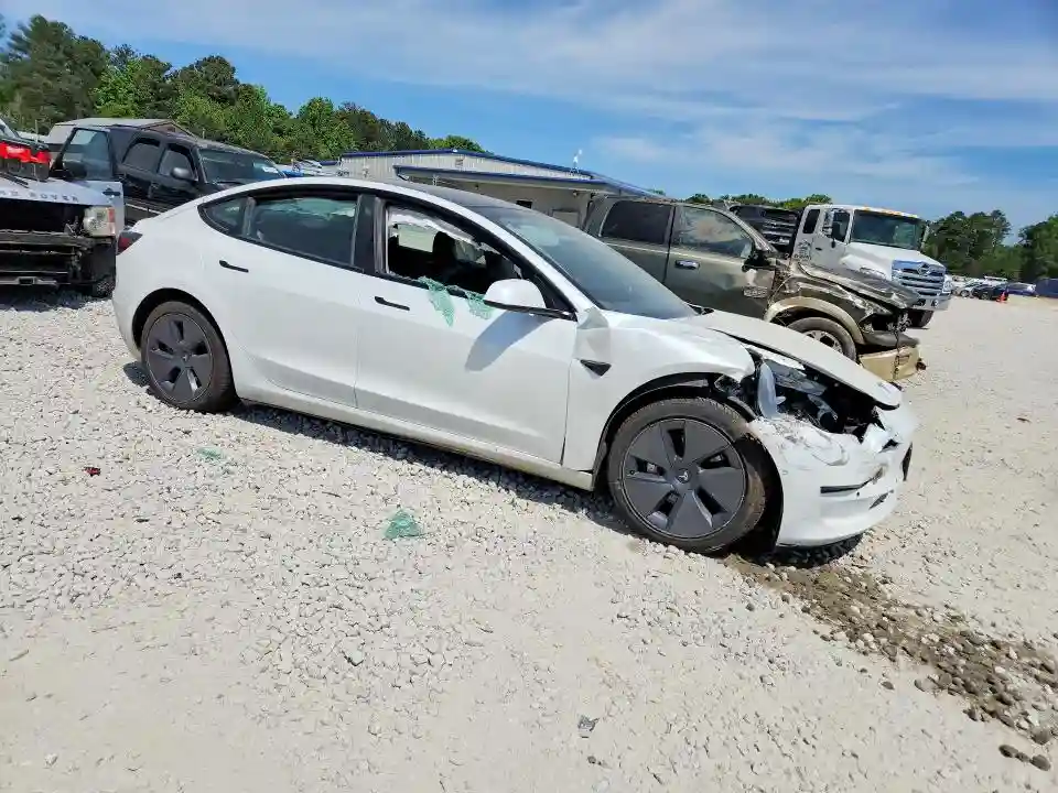 5YJ3E1EB1NF189118 2022 TESLA MODEL 3-3