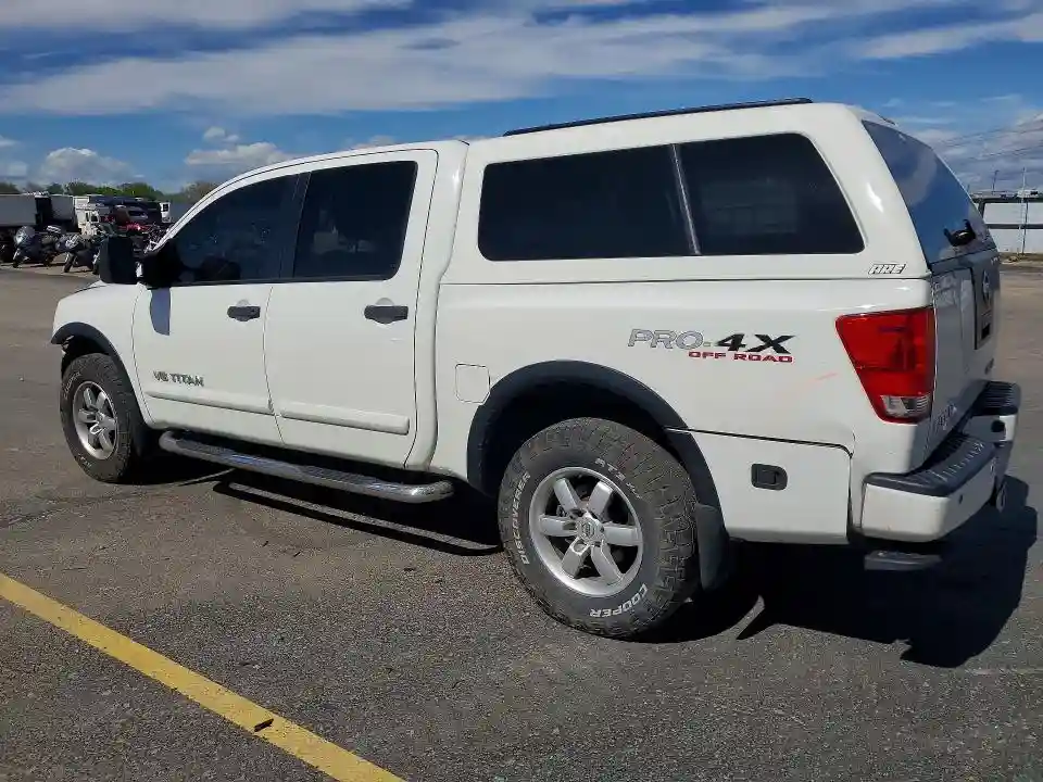 1N6AA0EC2CN319120 2012 NISSAN TITAN-1
