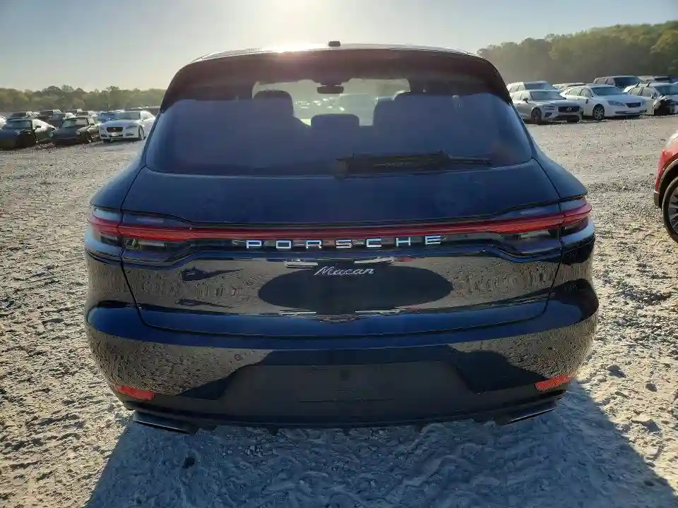 WP1AA2A55MLB08172 2021 PORSCHE MACAN-5