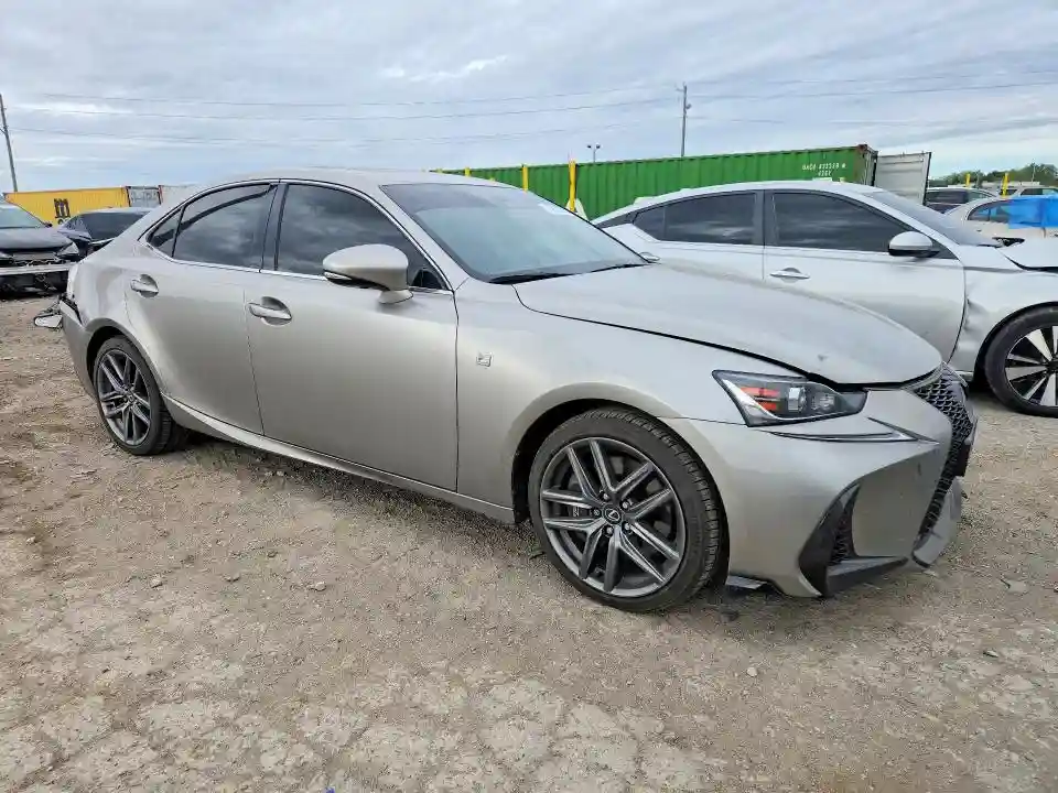 JTHCE1D29H5014153 2017 LEXUS IS-3
