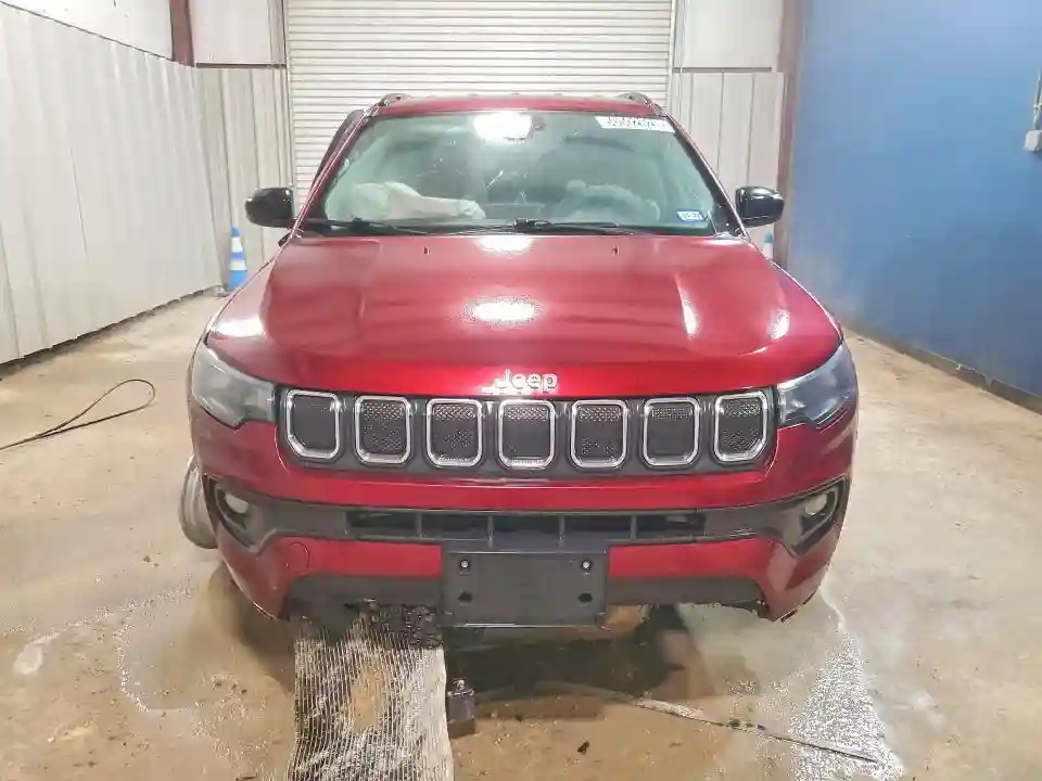 3C4NJDBB4NT159168 2022 JEEP COMPASS-4