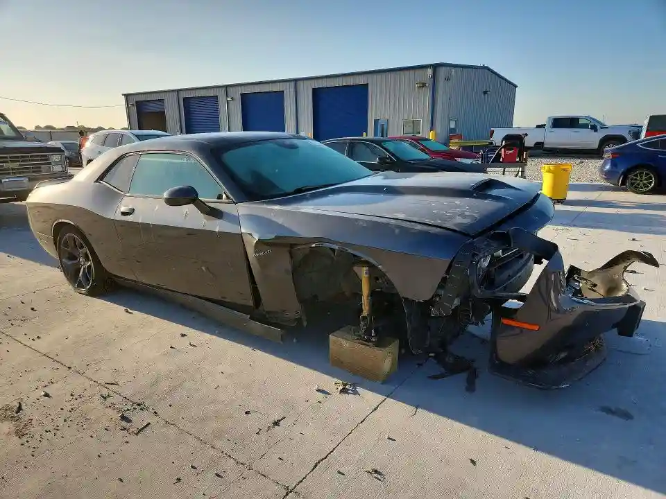 2C3CDZBT8KH524528 2019 DODGE CHALLENGER-3