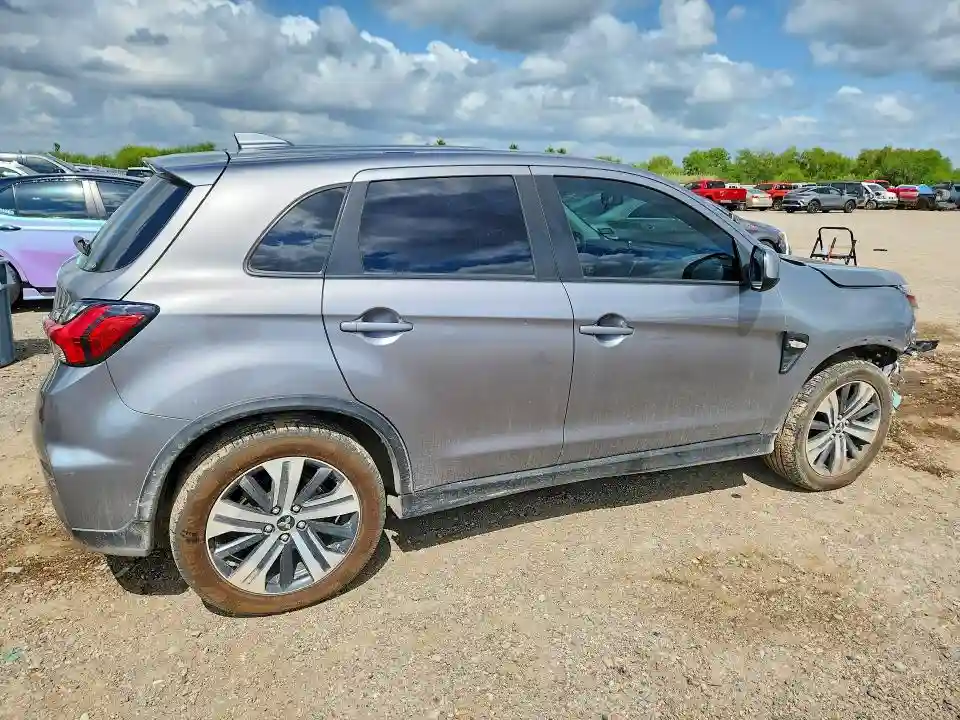 JA4AR3AU4LU013869 2020 MITSUBISHI OUTLANDER-2