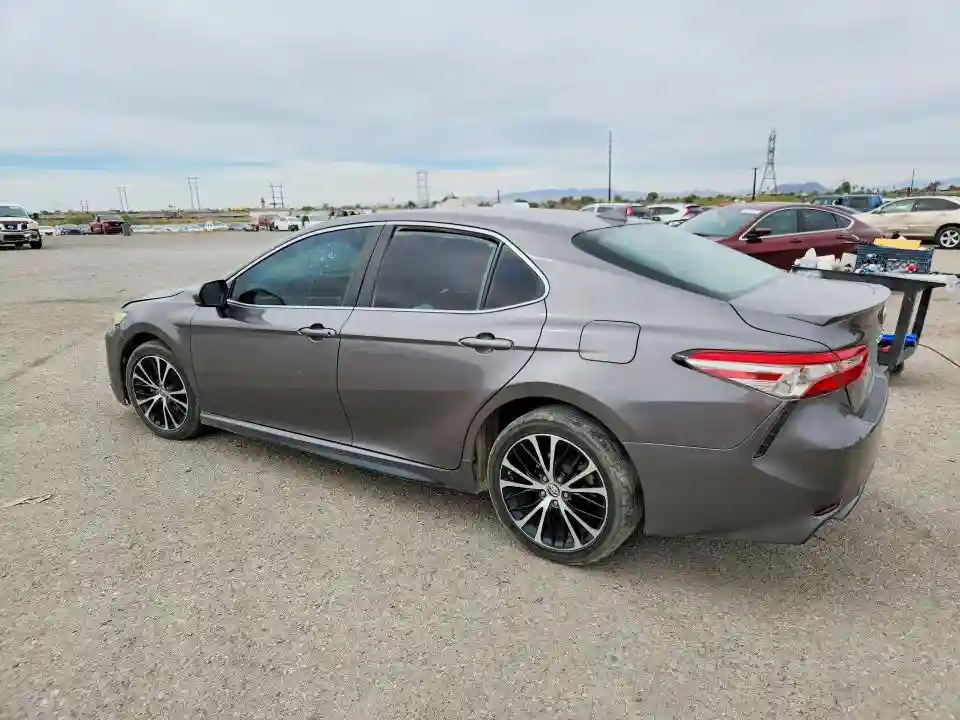 4T1B11HK2KU844873 2019 TOYOTA CAMRY-1