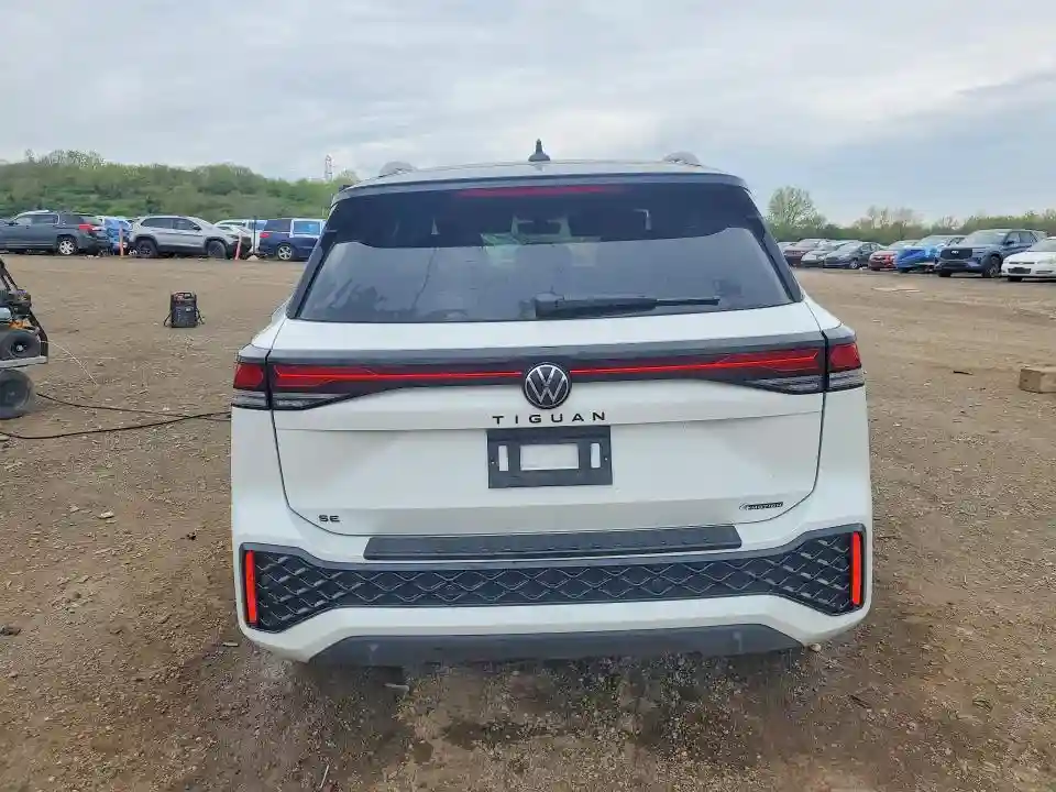 3VVGR7RM3SM067504 2025 VOLKSWAGEN TIGUAN-5