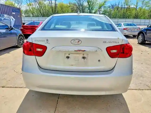 KMHDU4AD1AU901883 2010 HYUNDAI ELANTRA-5