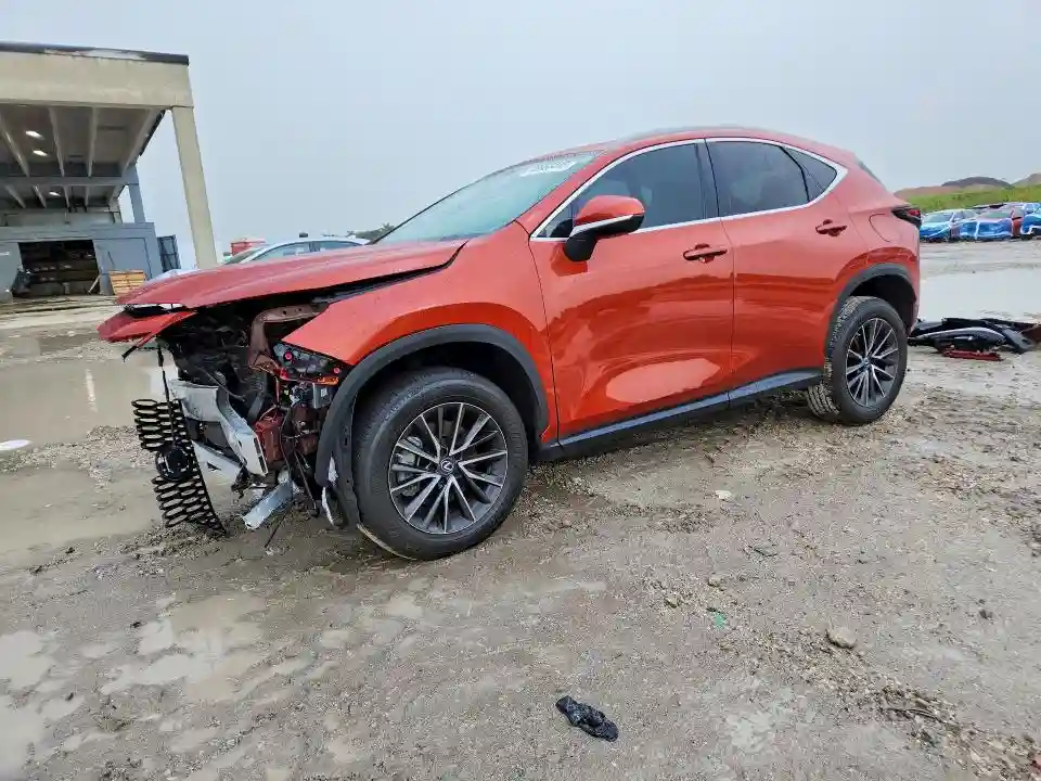 2T2GGCEZ8PC021712 2023 LEXUS NX-0