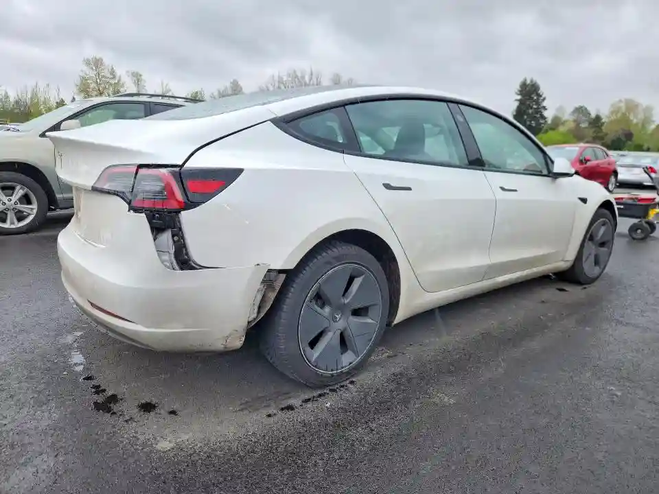 5YJ3E1EAXPF590340 2026 TESLA MODEL 3-2