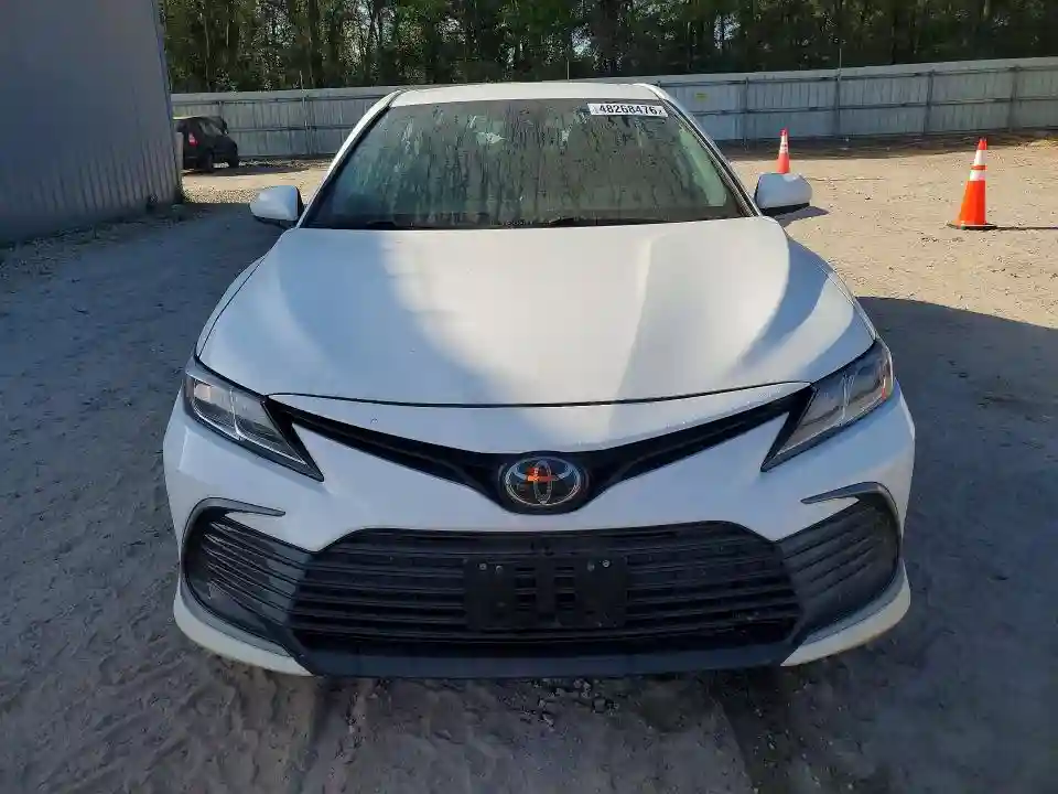 4T1C11AK8NU639092 2022 TOYOTA CAMRY-4