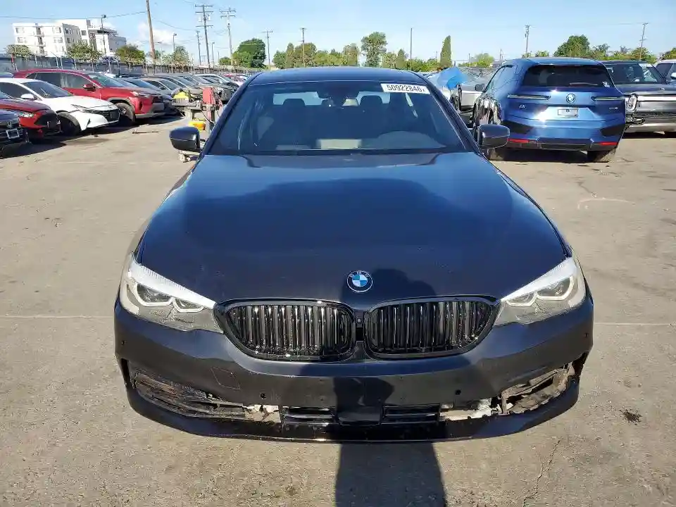 WBAJR3C00LWW69312 2020 BMW 5 SERIES-4
