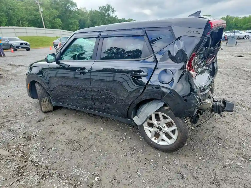 KNDJ23AU5L7731858 2020 KIA SOUL S-1