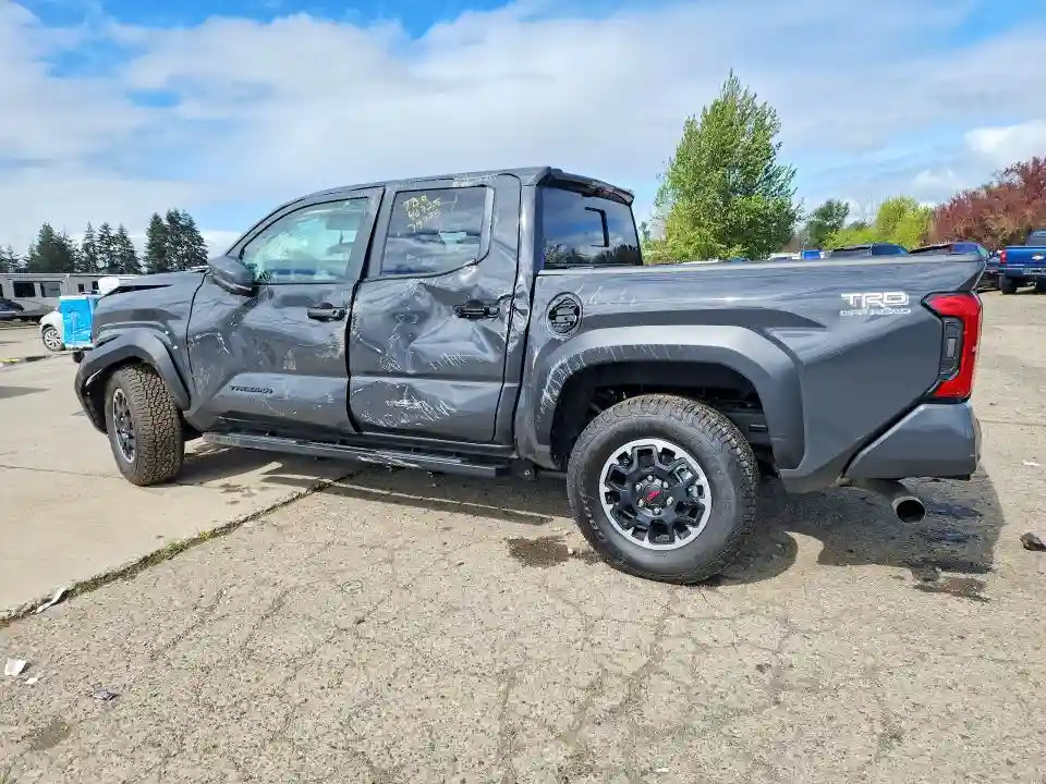 3TMLB5JN5SM092639 2025 TOYOTA TACOMA TRD-1
