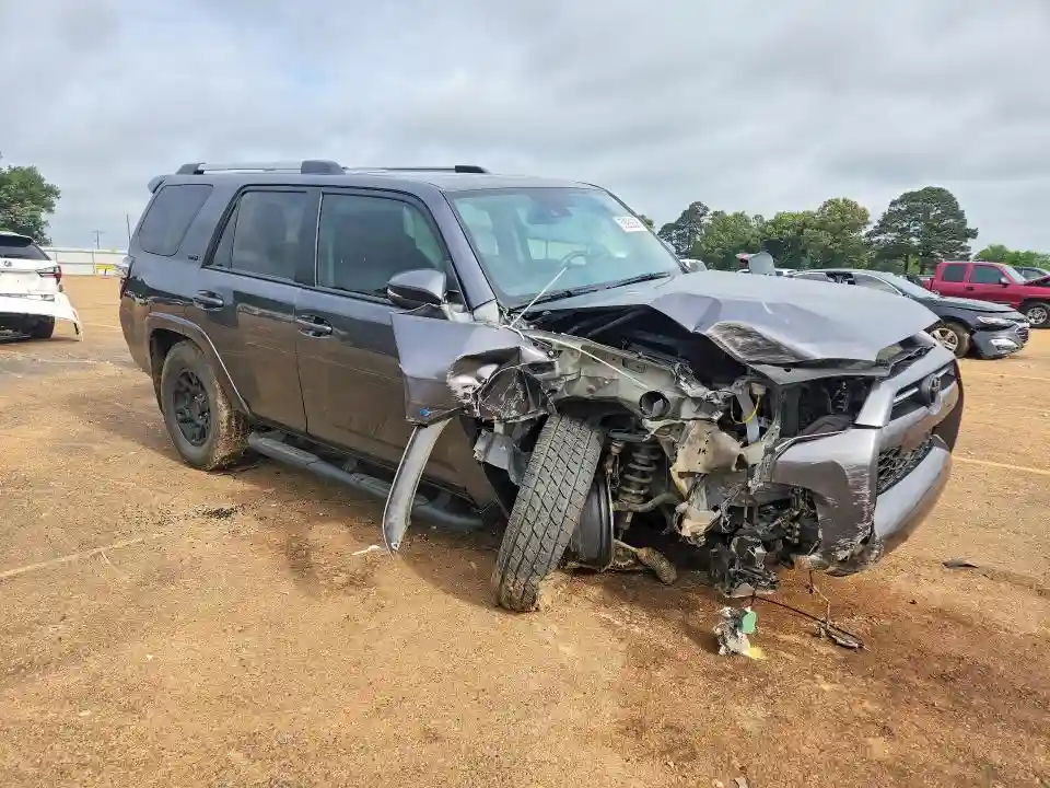 JTEFU5JR9P5281636 2023 TOYOTA 4RUNNER-3