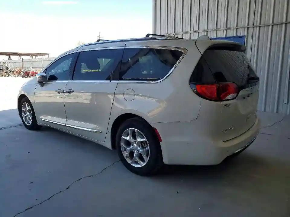 2C4RC1GG1HR695551 2017 CHRYSLER PACIFICA-1